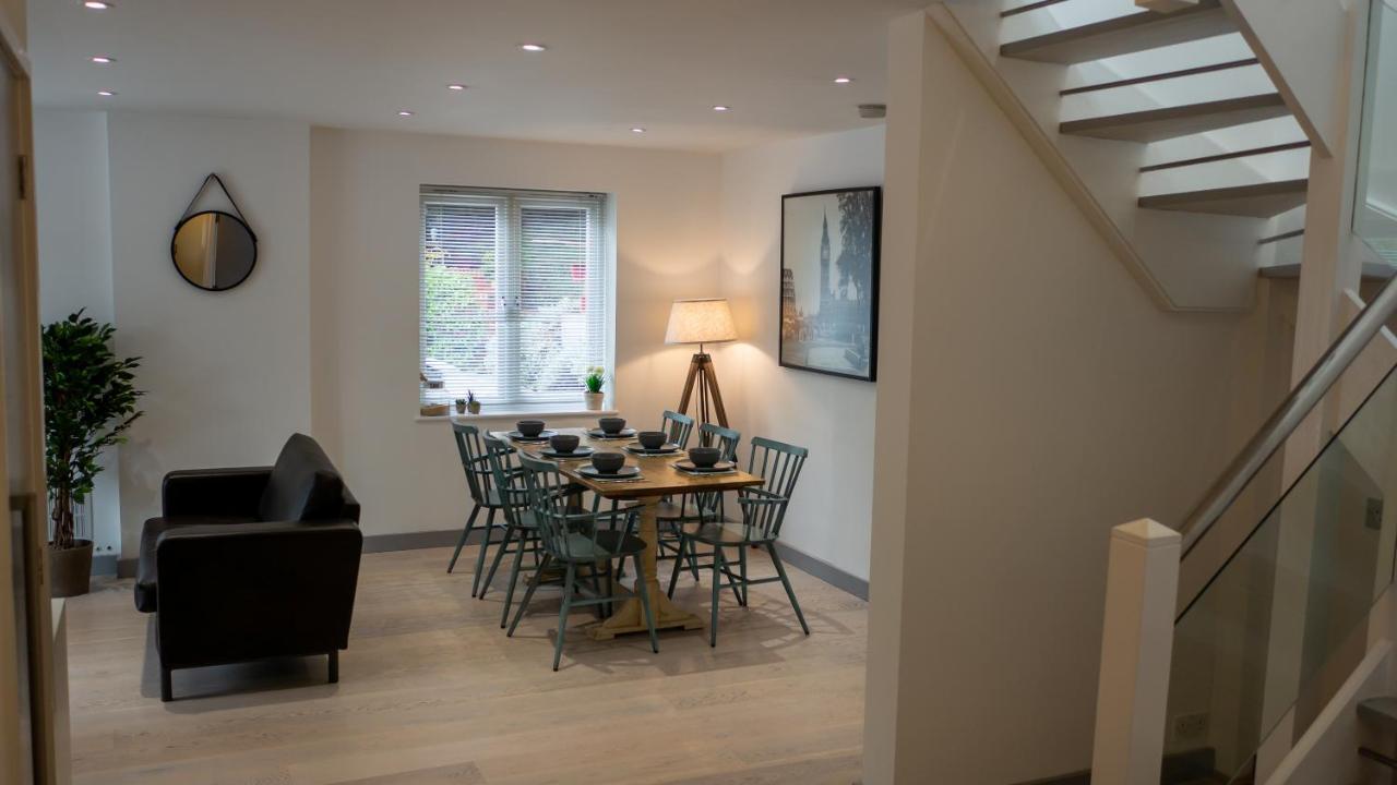 School Path Ironbridge Home With Roof Terrace Exterior photo